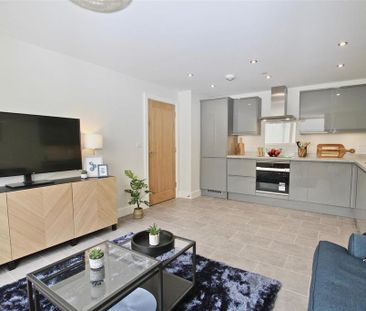 1 bedroom flat to rent - Photo 1