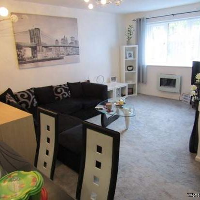 2 bedroom property to rent in Middleton - Photo 1