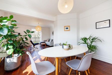 2 Bedroom Flat To Let - Photo 3