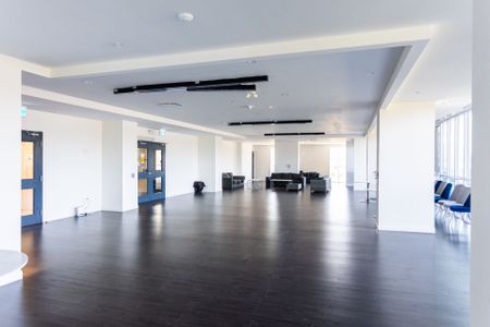 For Lease - 128 King Street, Waterloo, Ontario - Photo 5