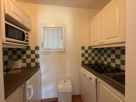 Location Appartement 2 pièces 33m² MALLEMORT 13370 - Photo 4