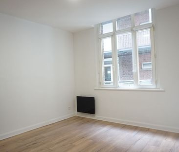 Location Appartement 1 pièce 27m² LILLE 59000 - Photo 1
