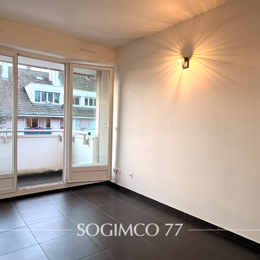 Location Appartement 2 pièces 38m² LAGNY SUR MARNE 77400 - Photo 1
