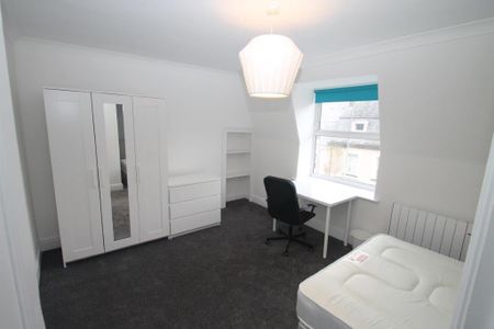 2 Bedroom | Flat 4, 18 Seaton Avenue, PL4 6QJ - Photo 5