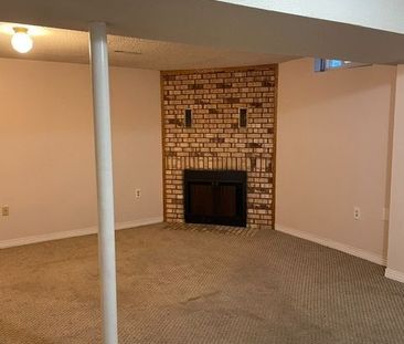 For Lease - 5547 River Grove Avenue, Mississauga, Ontario - Photo 4