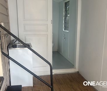 Cottage Style Home - Photo 2