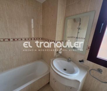 Ático de alquiler en Calle Periana, San Fermín - Photo 3