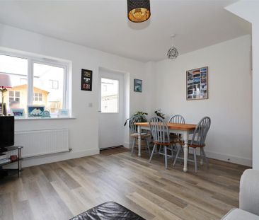 2 bedroom house to rent - Photo 3