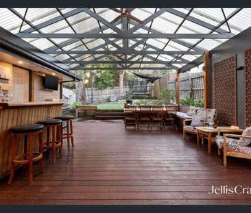 Beautifully Updated Single-Level Home - Photo 3