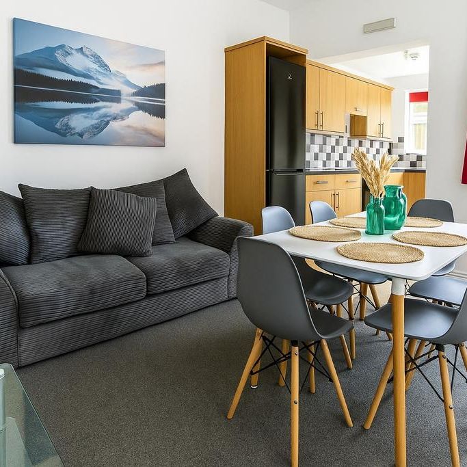 5 bedroom house to rent - Photo 1