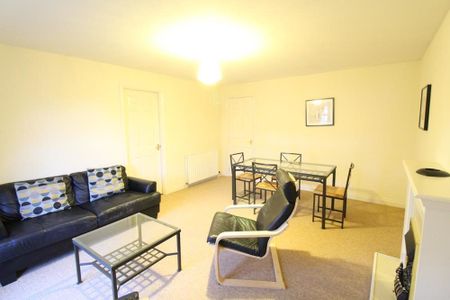 Beechgrove Gardens, Top Floor, AB15 - Photo 5