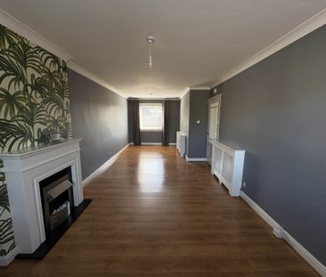 Price £895 pcm - Available Now - Unfurnished - Photo 5