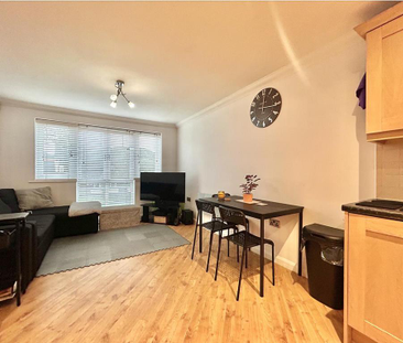 2 bedroom flat to rent - Photo 4