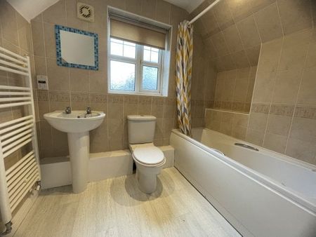 Limestone Rise, Mansfield, NG19 - Photo 5