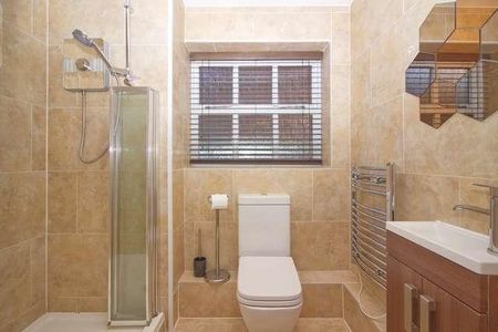 Monkston Park - Striking Bed, Bath Apartment In East Mk!, MK10 - Photo 4