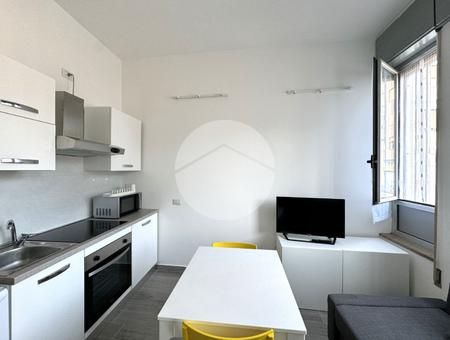 Monolocale in affitto - Photo 1