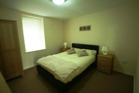 2 bedroom flat to rent - Photo 4
