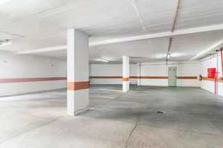 Rent Apartment 3 bedrooms Jardins da Parede Cascais - fireplace, playground, gardens, parking space, store room, garage, balcony - Photo 1