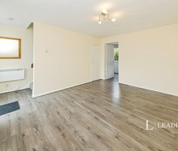 2 bedroom house to rent Forest Ridge, Sharpthorne, East Grinstead, ... - Photo 4