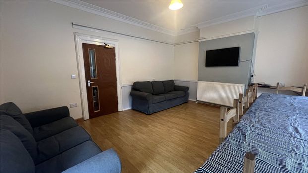 Farrar Road, Bangor, Gwynedd, LL57 - Photo 1