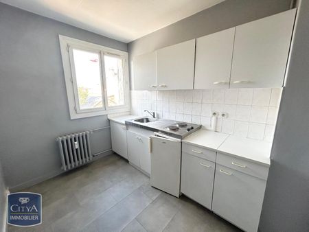 Location Appartement 1 pièce 28m² LE MANS 72000 - Photo 2