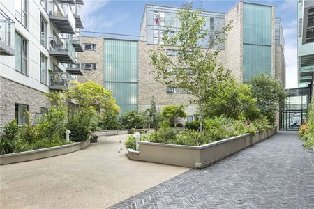 Modern one bedroom apartment in the heart of Shoreditch. - Photo 3