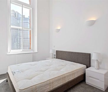 A one bedroom apartment close to Angel Station - Photo 2