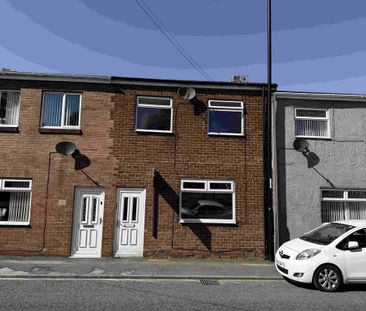 3 bedroom terraced house to rent - Photo 4