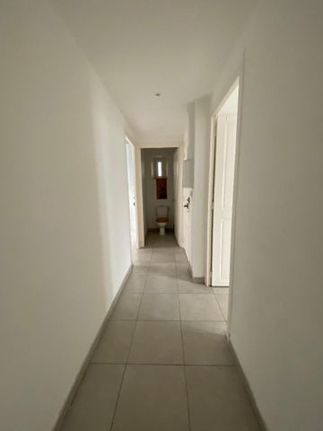 Location Appartement 3 pièces 52m² VALENCE 26000 - Photo 5