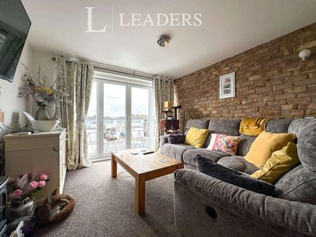Churcher Close, PO12 - Photo 3