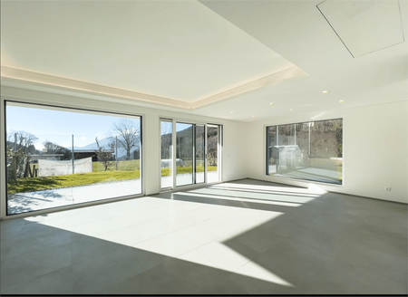 Elegant new villa with garden - Photo 2