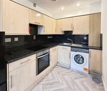 1 Bed Flat, Press Room, LE1 - Photo 2