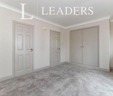 3 bedroom townhouse to rent - Photo 2