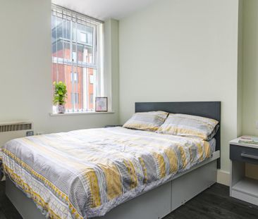 1 bedroom in a flat share to rent - Photo 5