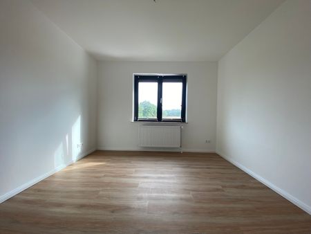 ++ Frisch renovierte 4-Zimmer Wohnung in ruhiger Lage von Brietlingen ++ - Foto 4