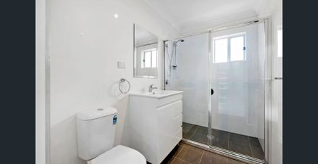 Modern Living - Photo 3