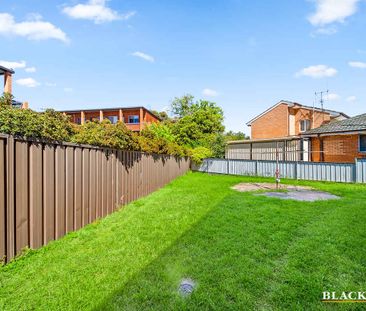 Charming Single-Level Home in Quiet Cul-de-Sac - Photo 5