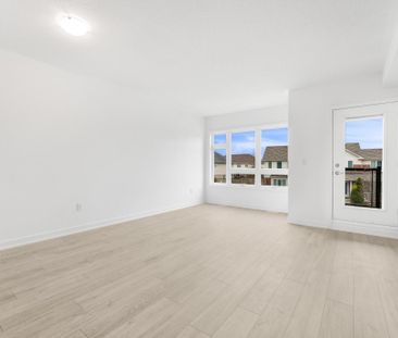 For Lease - 4902 Valera Road, Burlington, Ontario - Photo 4