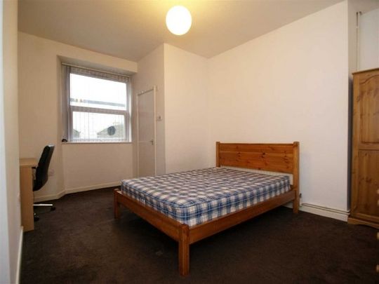 11 Bed - North Hill, Plymouth - Photo 1