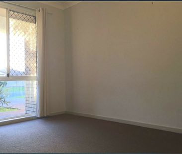 28 Silkyoak Circuit, Fitzgibbon QLD, Belconnen - Photo 2