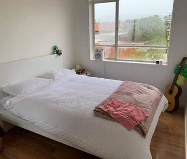 Beverly Hills - Photo 3