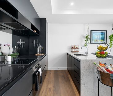 Bright Two Bedroom by Central Prahran - Photo 5