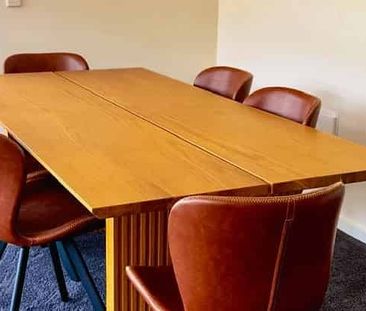 Executive living - fully furnished - Photo 3