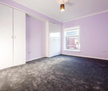 2 bedroom House To Let - Photo 3