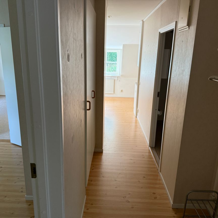 Glasarbetarvägen, Älmhult - Foto 1