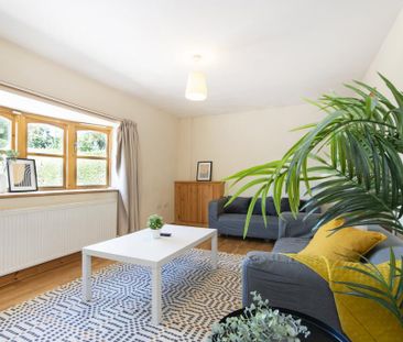 6 bedroom detached house to rent - Photo 5