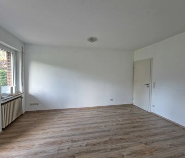 Singles aufgepasst: helle 2-Zimmer-Wohnung mit Einbauküche und Terr... - Foto 2