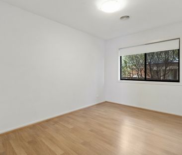 Modern Living - Photo 4