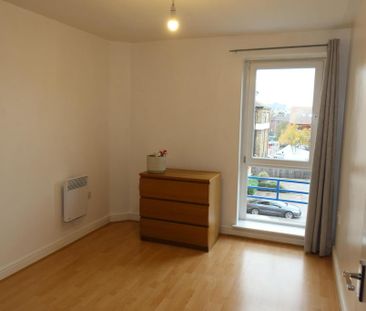 2 bedroom apartment to rent - Photo 5