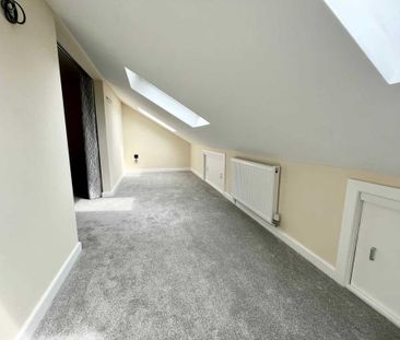 3 bedroom semi-detached house to rent - Photo 6